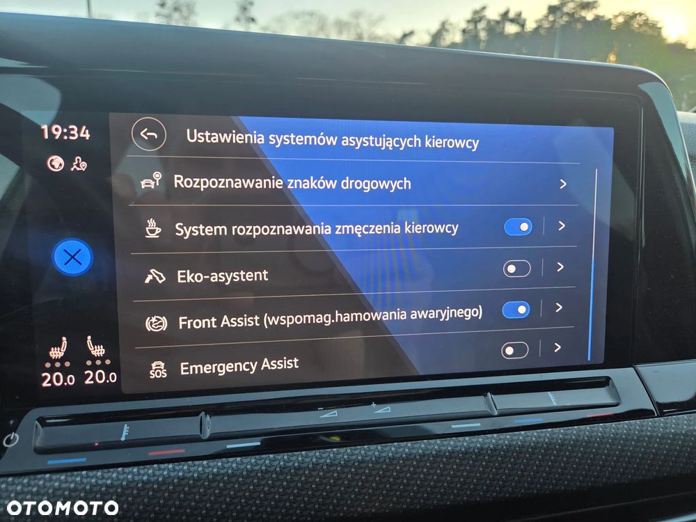 Volkswagen Golf 1.5 TSI OPF R-Line - 17