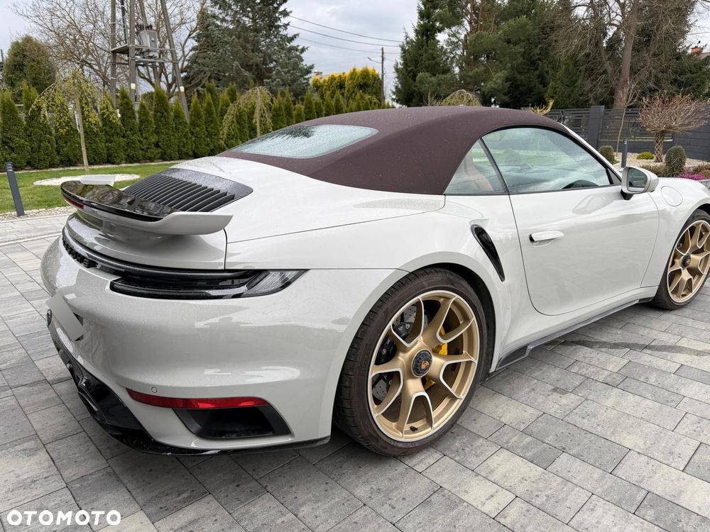 Porsche 911 Turbo S - 6
