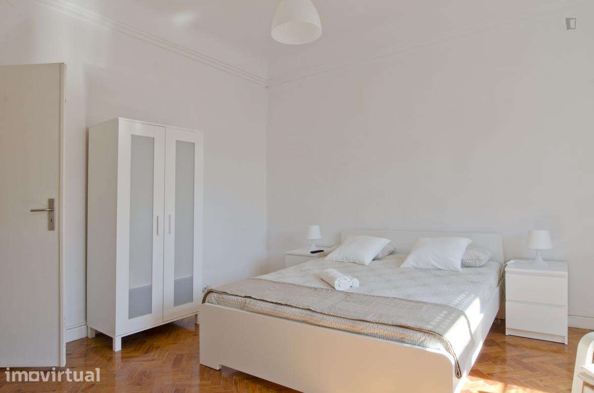 Quarto - localizado em Picoas Lisbon - Grande imagem: 2/22