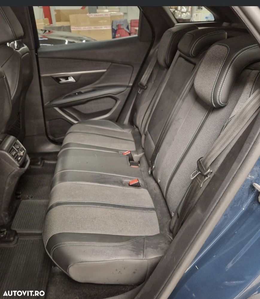 Peugeot 3008 1.5 BlueHDI 130 S&S BVM6 Allure Pack - 5