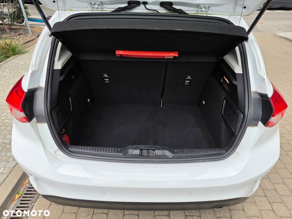 Ford Focus - 17