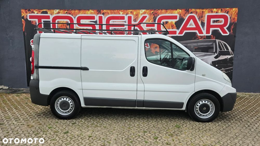 Renault Trafic - 16
