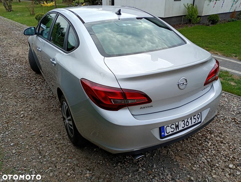 Opel Astra 1.4 Turbo Active - 2