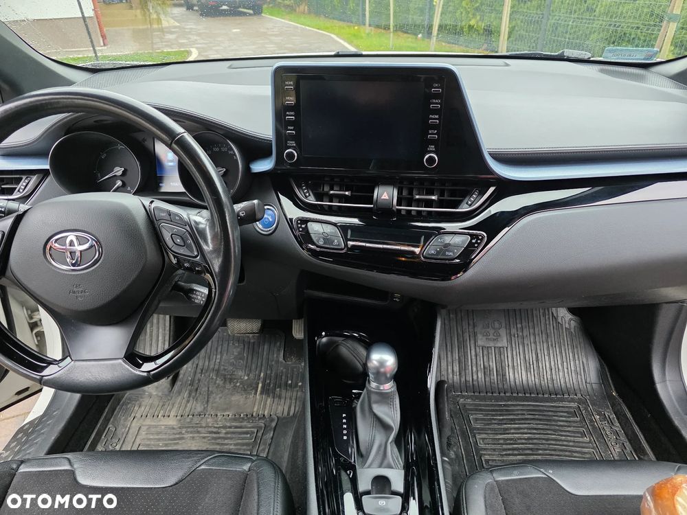 Toyota C-HR 1.8 Hybrid GPF Executive - 11