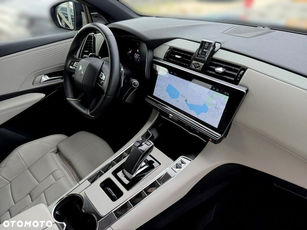 DS Automobiles DS 7 Crossback - 24