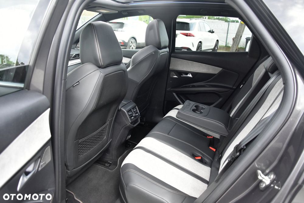 Peugeot 3008 1.6 PureTech HYbrid GT Line S&S EAT8 - 21