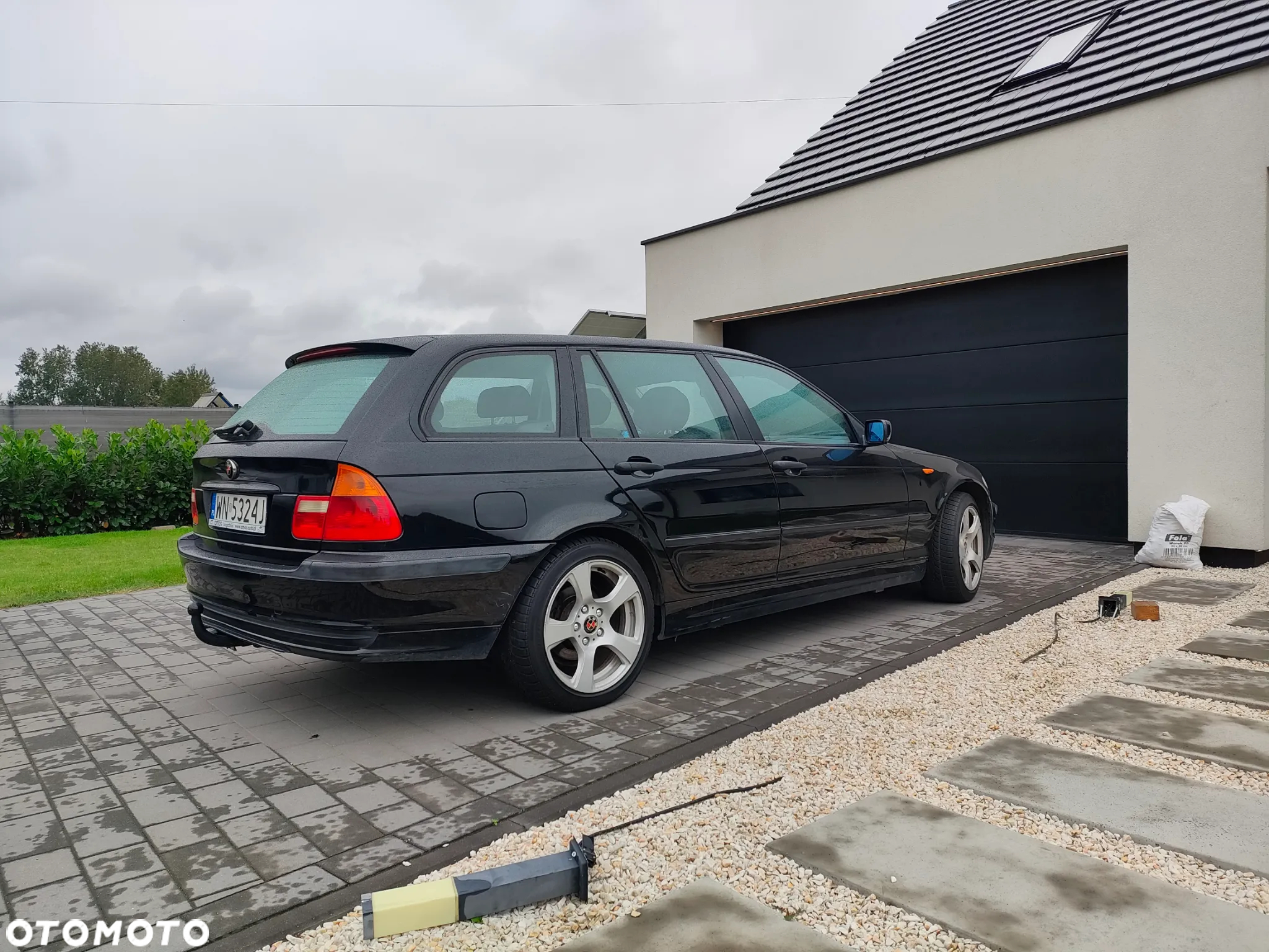 BMW Seria 3 318i Touring Edition Exclusive - 2