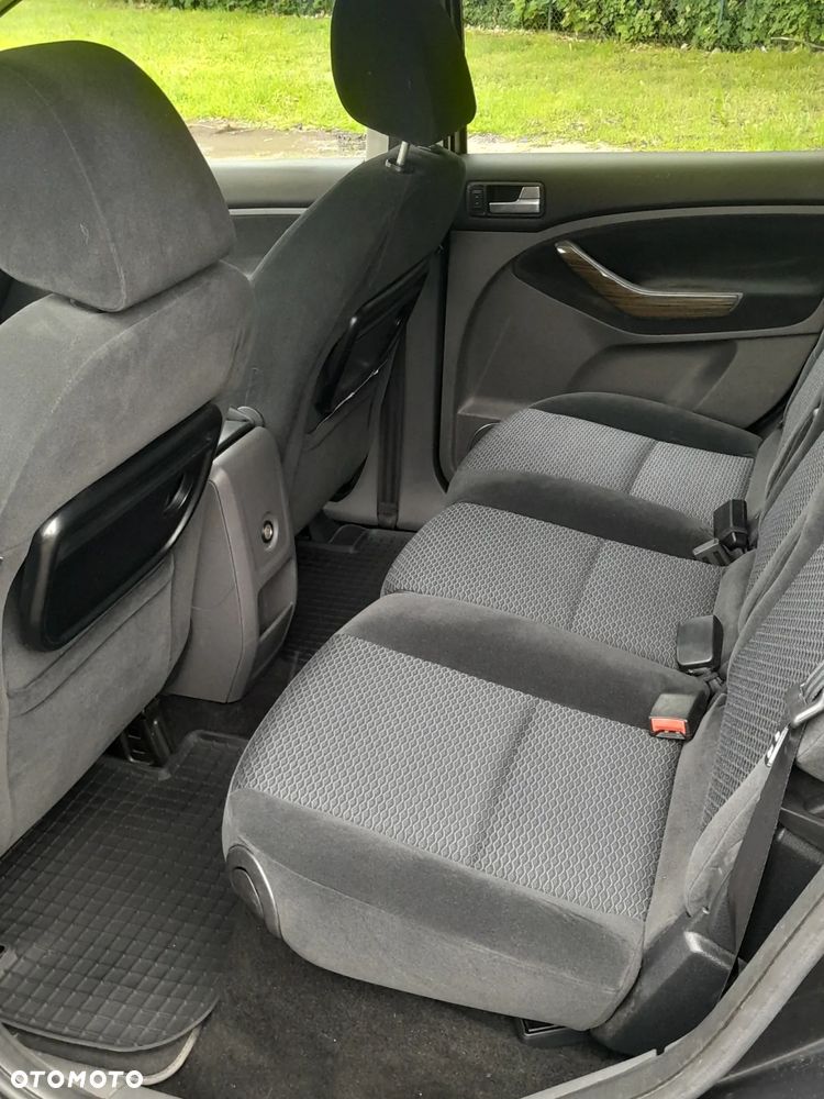 Ford C-MAX 2.0 TDCi DPF Ghia - 12