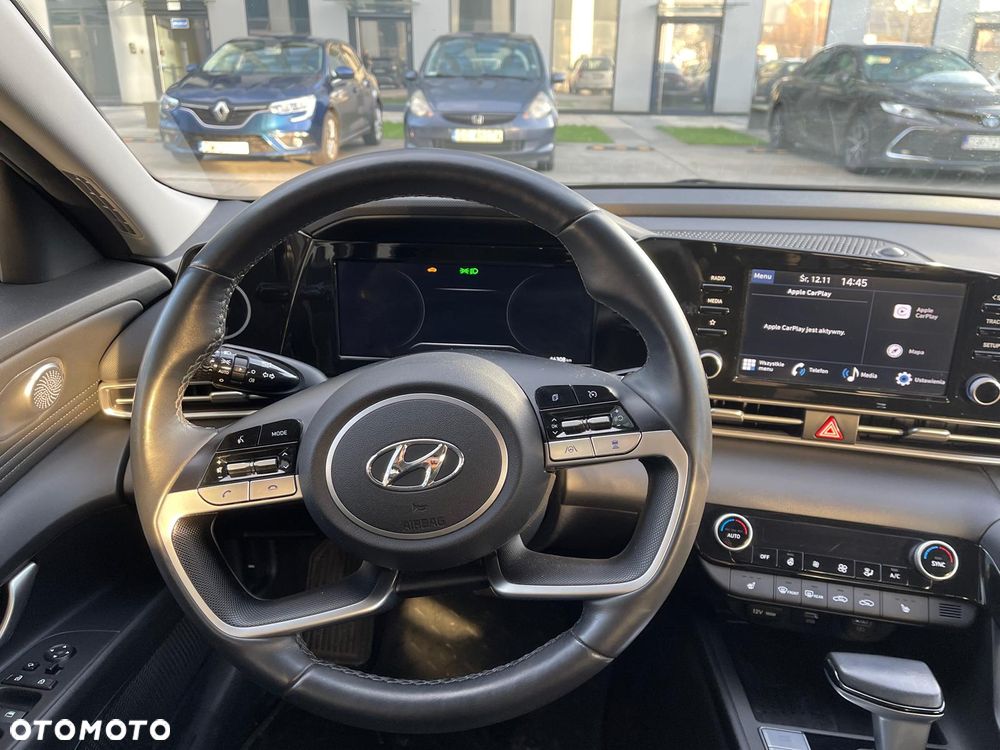 Hyundai Elantra 1.6 Smart CVT - 11
