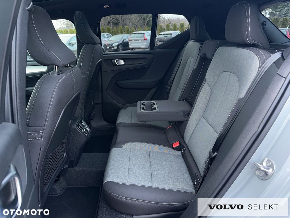 Volvo XC 40 - 22