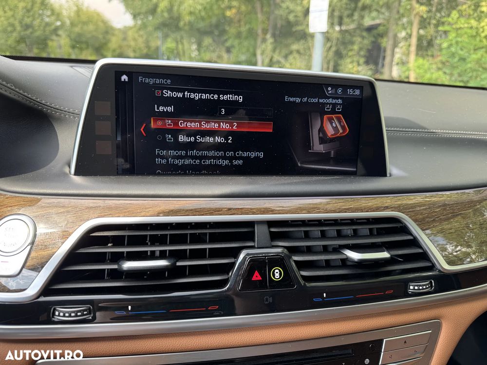 BMW Seria 7 750d xDrive - 31