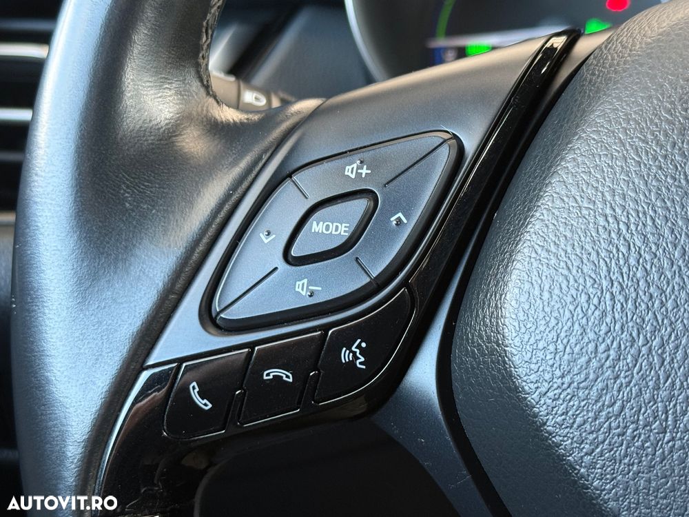 Toyota C-HR Hybrid Business-Edition - 19