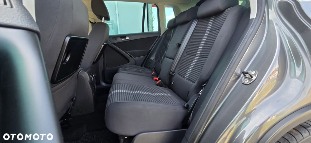 Volkswagen Tiguan 2.0 TDI DPF BlueMotion Technology Exclusive - 30
