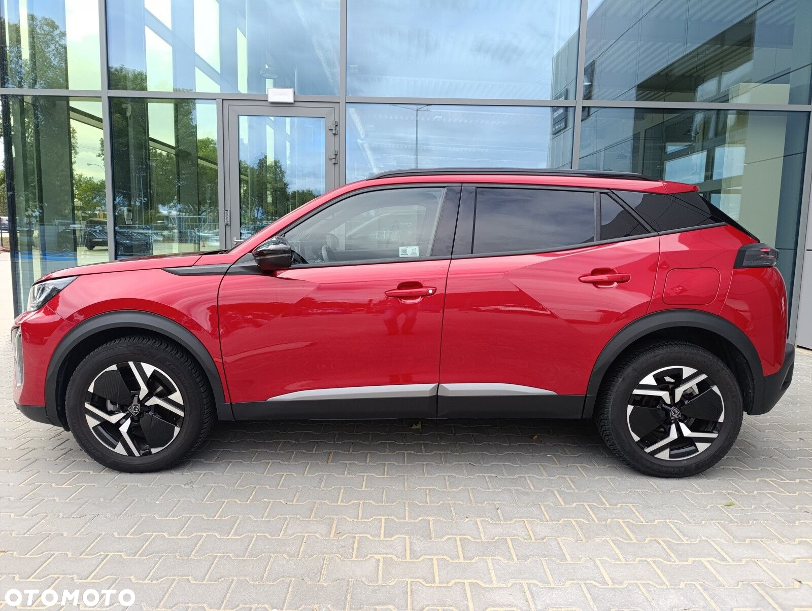 Peugeot 2008 PureTech 100 Allure S&S BVM6 - 5