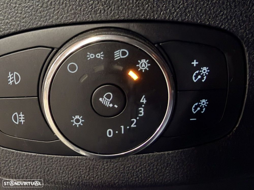 Ford Puma 1.0 EcoBoost MHEV Titanium - 17