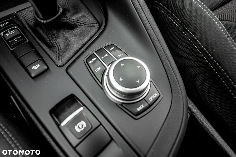 BMW X1 xDrive20d Sport Line sport - 31