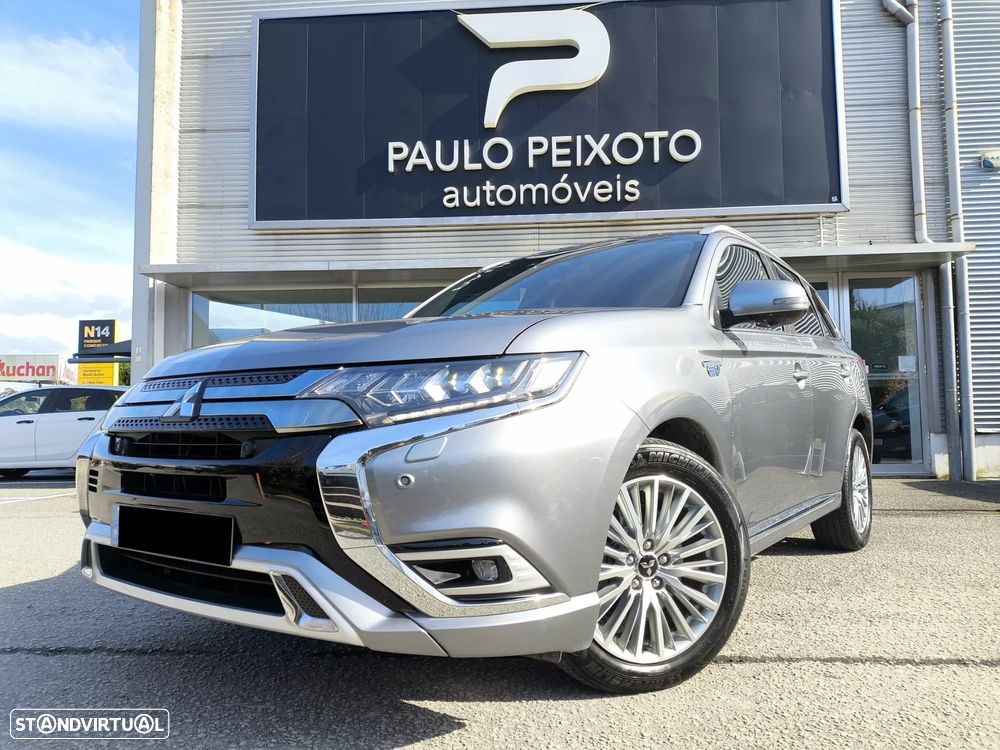 Mitsubishi Outlander - 2