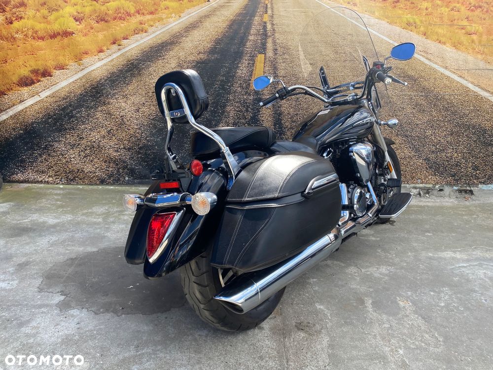 Yamaha XVS - 6