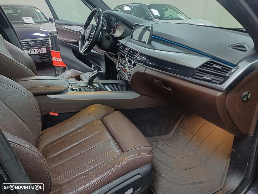 BMW X5 25 d sDrive Comfort 7L - 23