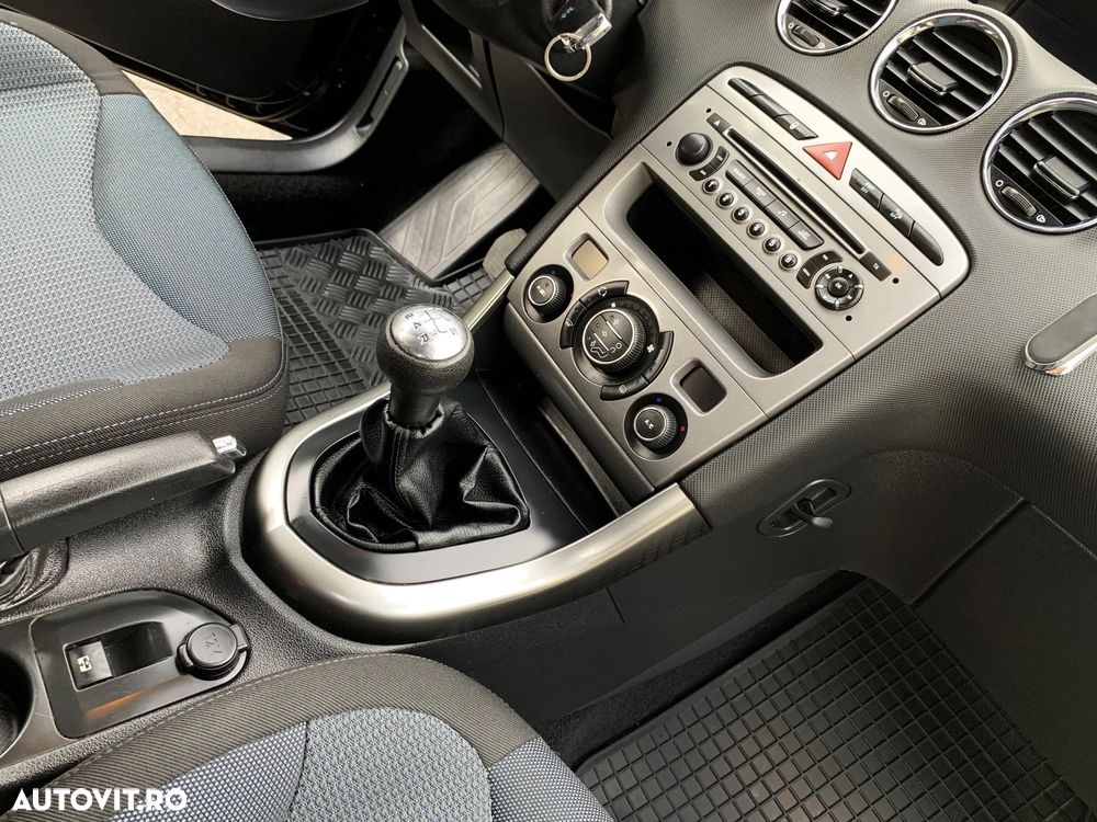 Peugeot 308 - 12