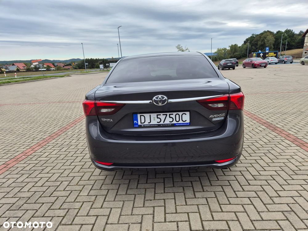 Toyota Avensis 1.8 Premium - 5