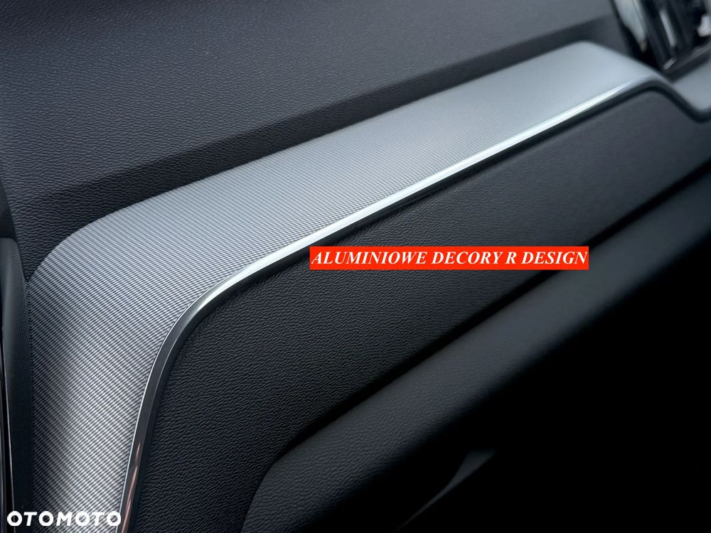 Volvo XC 60 B5 B AWD Geartronic RDesign - 17