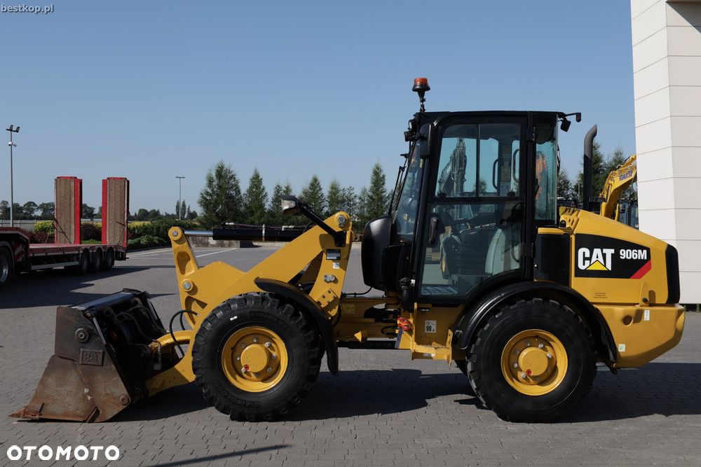 Caterpillar CAT 906M - 13