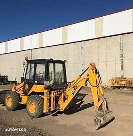 Dezmembrare utilaj de constructii JCB 2CX - 1