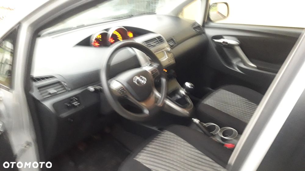 Toyota Verso 1.6 5-Sitzer - 14