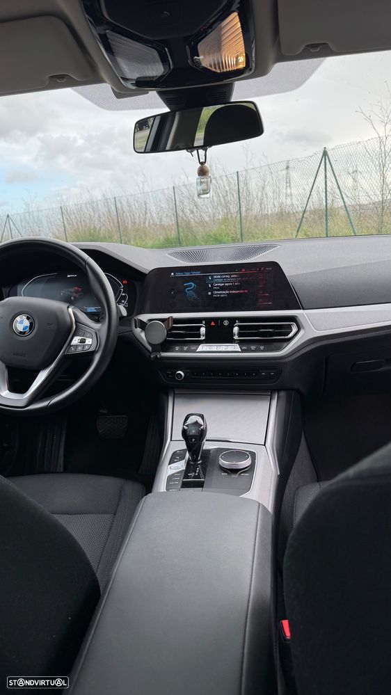 BMW 330 e Corporate Edition Auto - 16