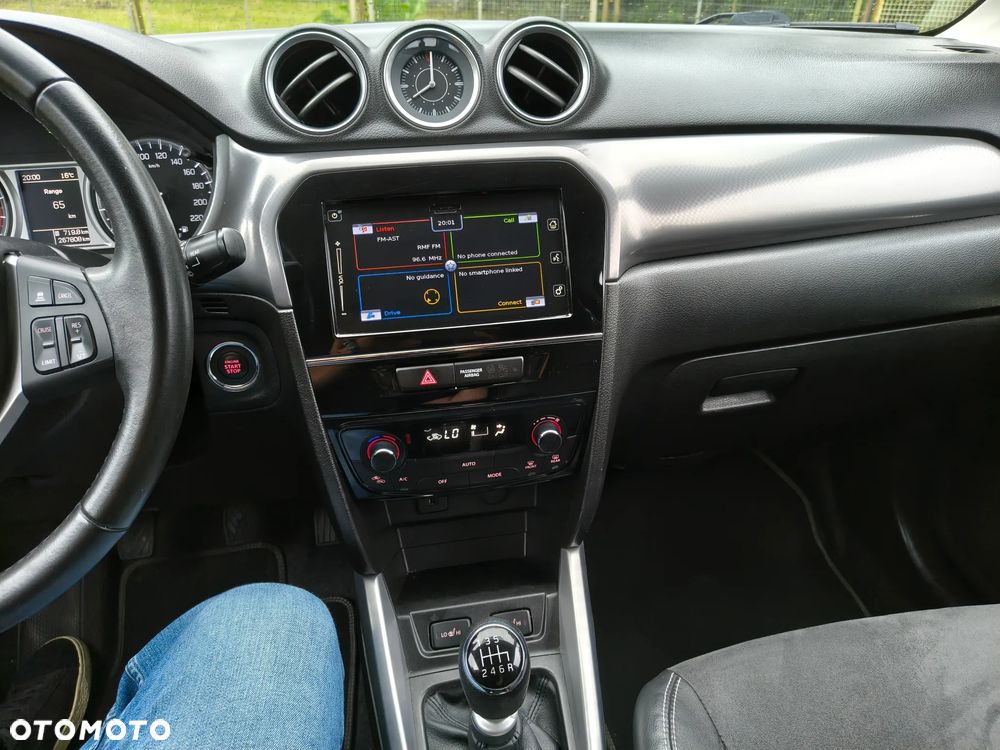 Suzuki Vitara - 36