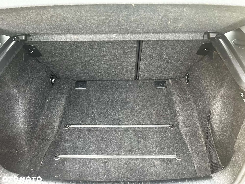 BMW Seria 1 116i - 6