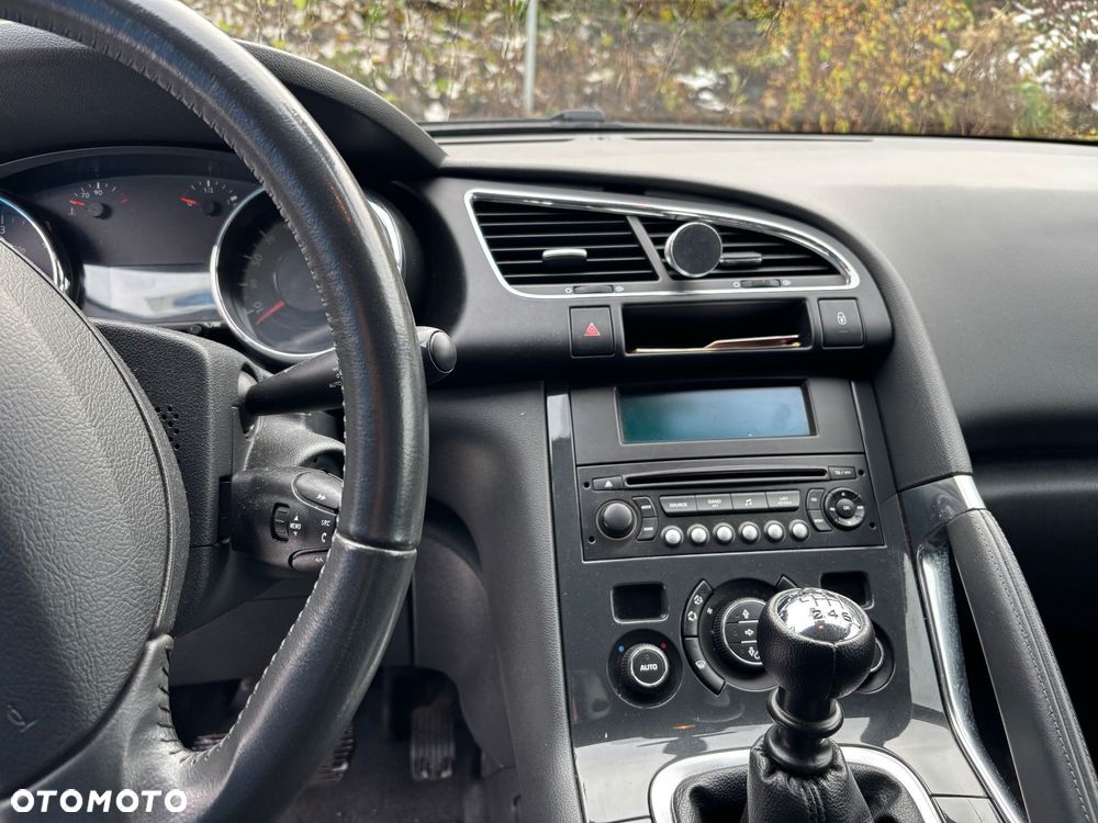 Peugeot 3008 2.0 HDi Allure - 6