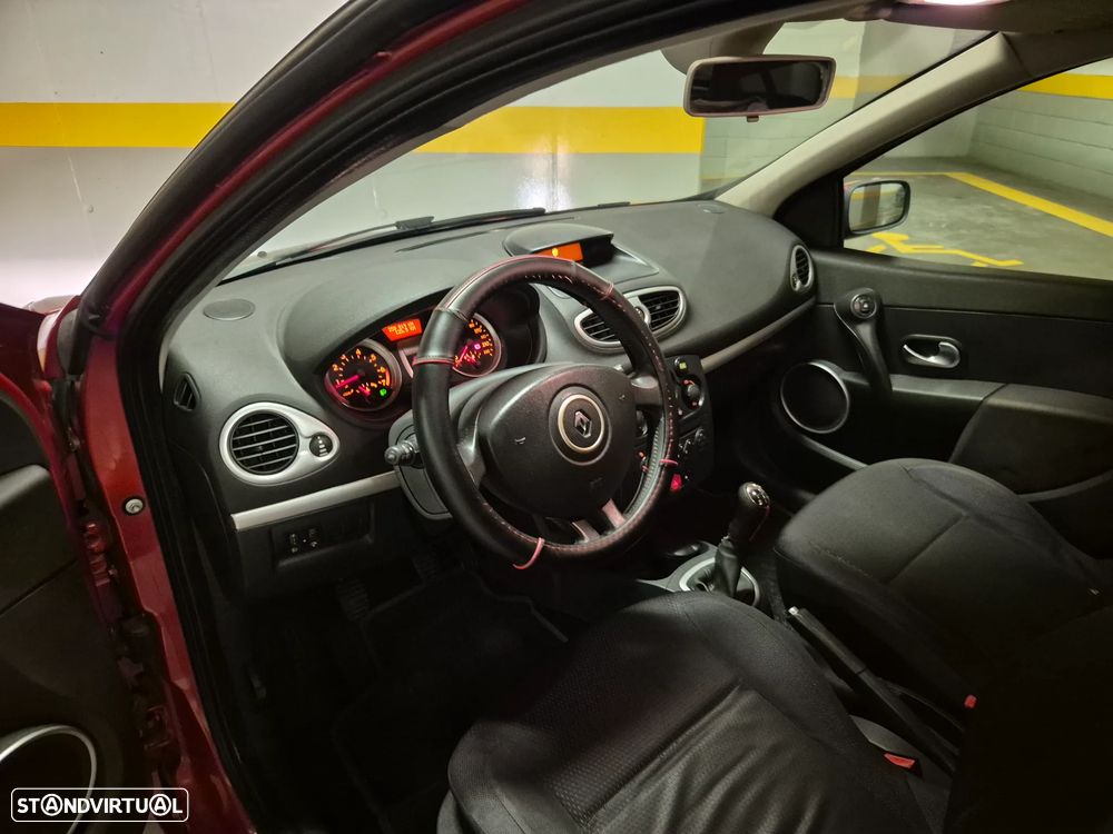 Renault Clio 1.2 16V Dynamique - 23