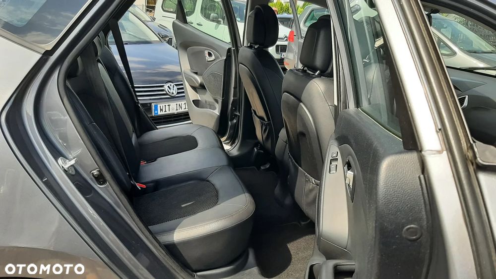 Hyundai ix35 2.0 CRDi 2WD Trend - 15