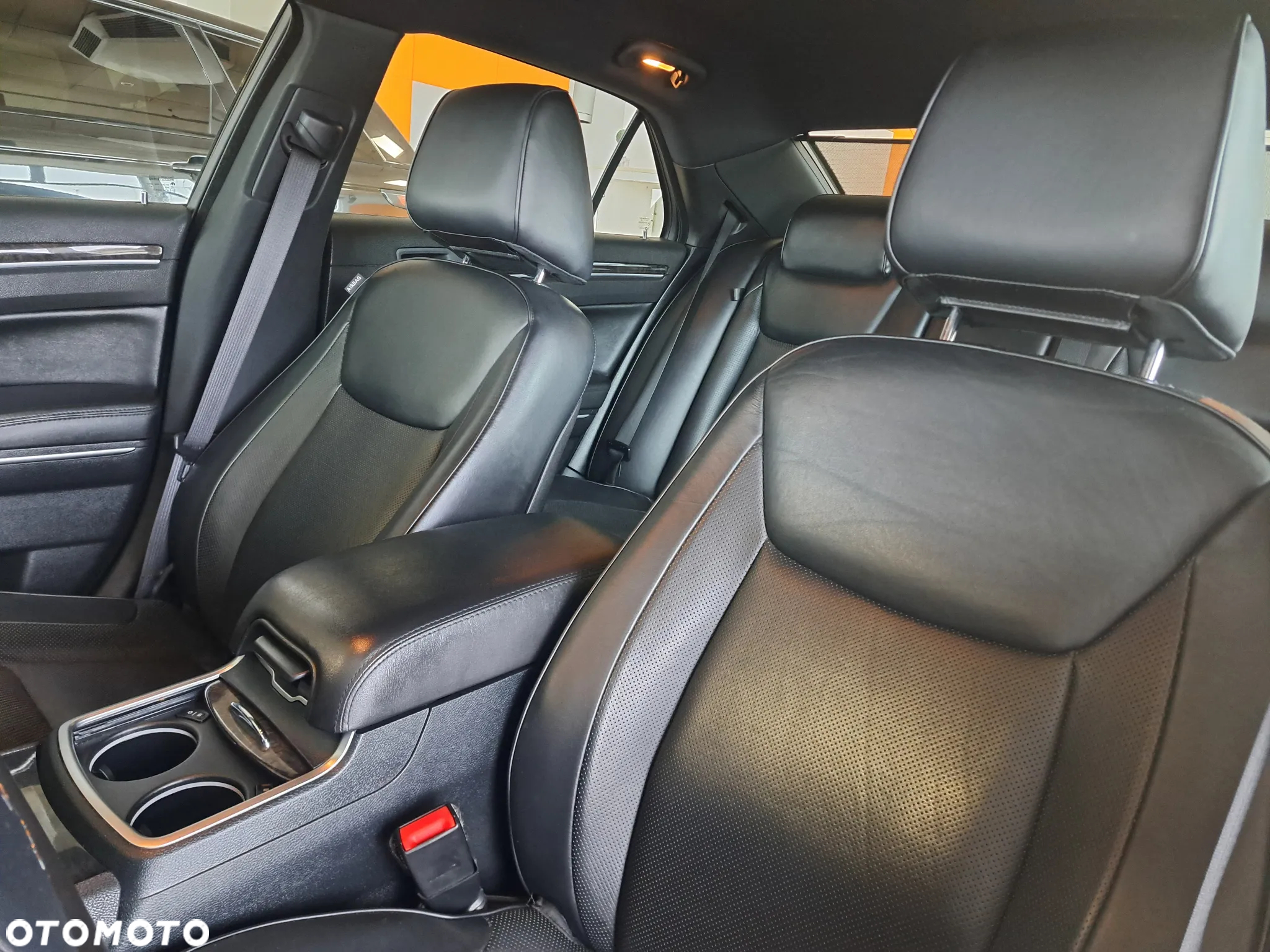Lancia Thema 3.0CRD Platinum - 12