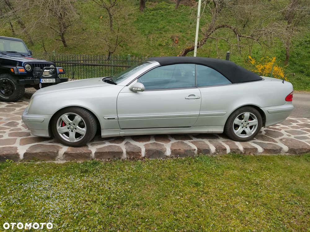 Mercedes-Benz CLK - 3
