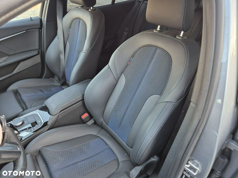 BMW Seria 1 118i Edition M Sport Shadow - 16