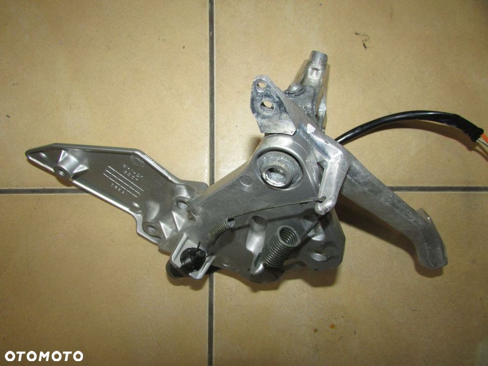 Suzuki SV 650 03-09 podnóżek set panel prawy przód - 2