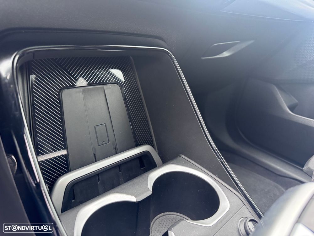 BMW iX1 xDrive30 M Sport Pack - 19