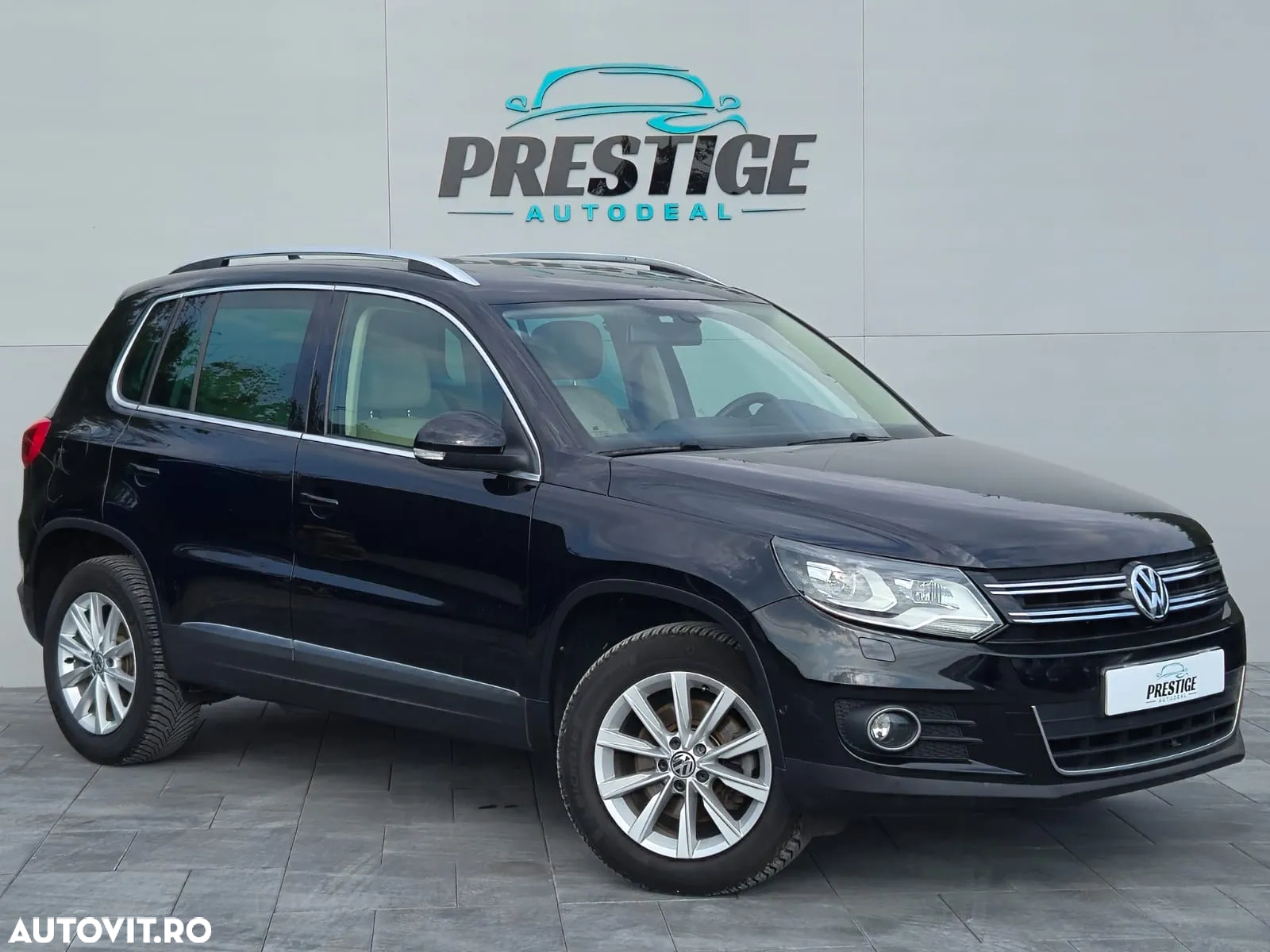 Volkswagen Tiguan 2.0 TDI DPF 4Motion BlueMotion Technology DSG Exclusive - 2