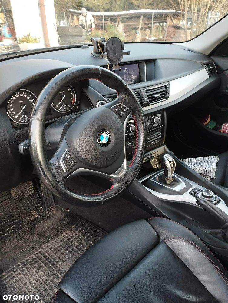 BMW X1 xDrive20d - 9