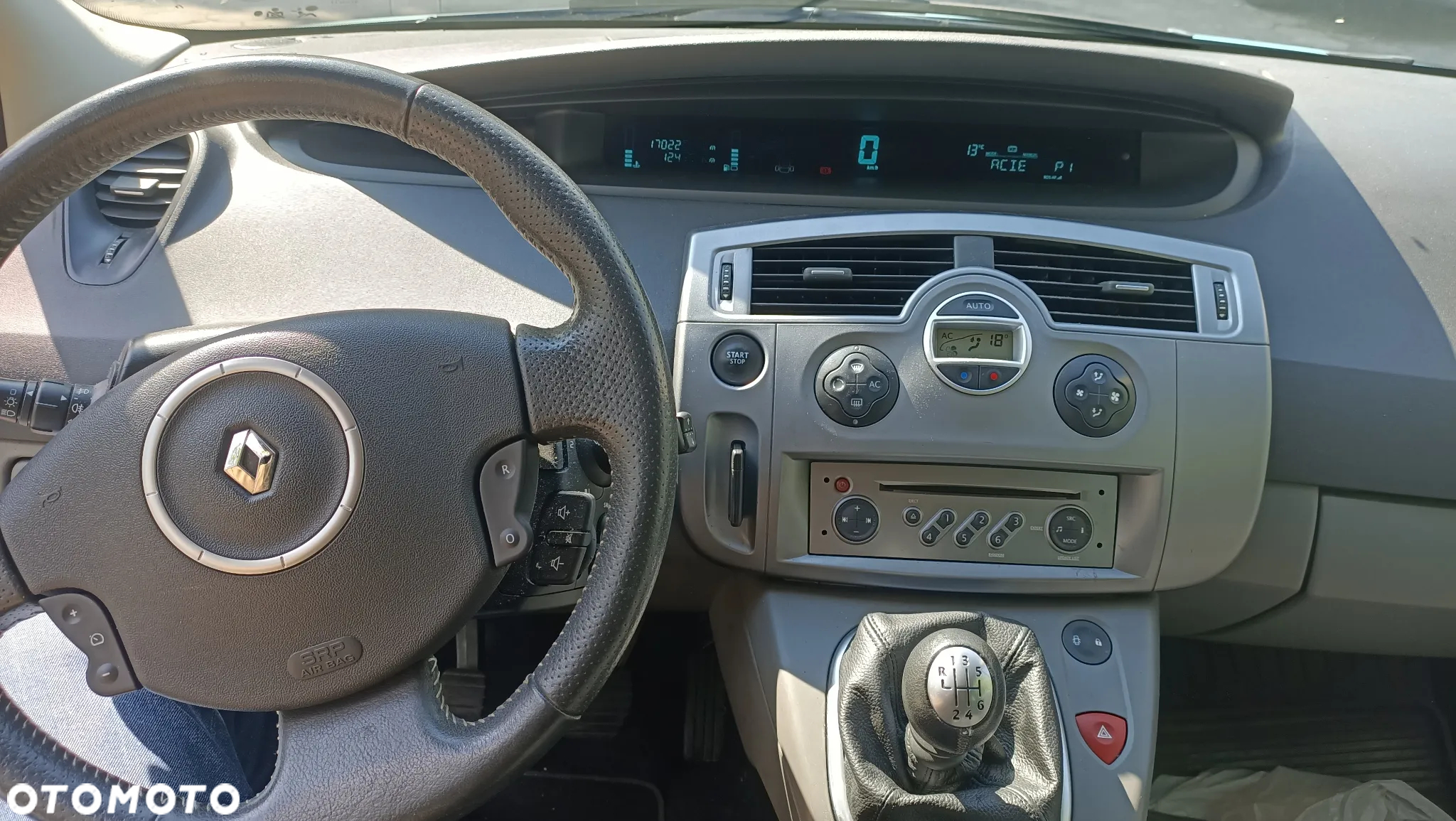 Renault Scenic 1.6 16V Authentique - 8