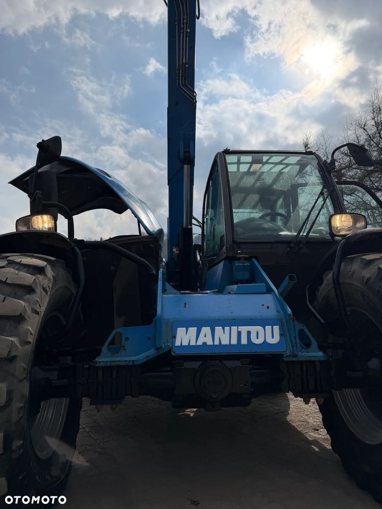 Manitou MT932 Ładowarka Teleskopowa 9m wysuw!  UDŹWIG 3,2 TONY! Przebieg 2600 mtg. jak Nowa z SALONU 2016 rok z Norwegii z Gospodarstwa rolnego! Silnik DEUTZ 110 km. Aktualne Serwisy w Dekra. Nowy Model sterowane wszystko z 1 dżojstika. Widły i łyżka. Ani deka luzu czy wycieku. OKAZJA! Jazda REWERS + 4 biegi. Skręt 3 tryby. - 11