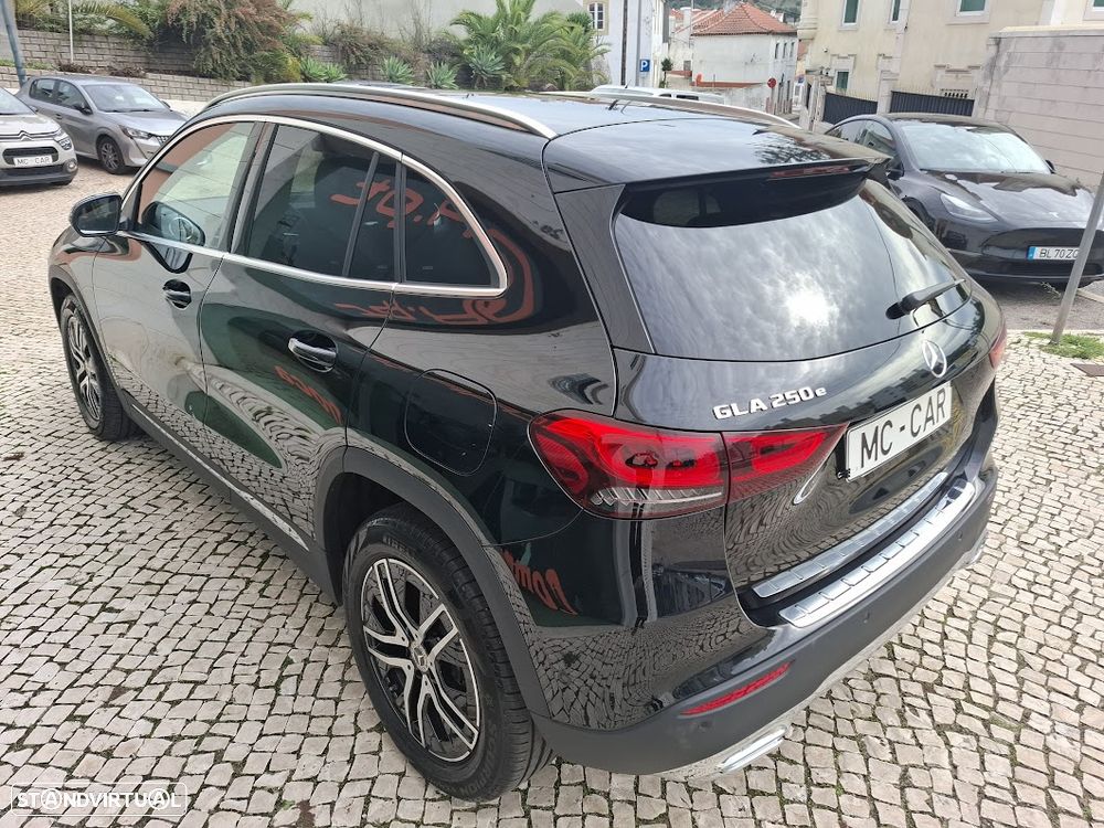 Mercedes-Benz GLA 250 e 8G-DCT Edition Plug-in-Hybrid - 55