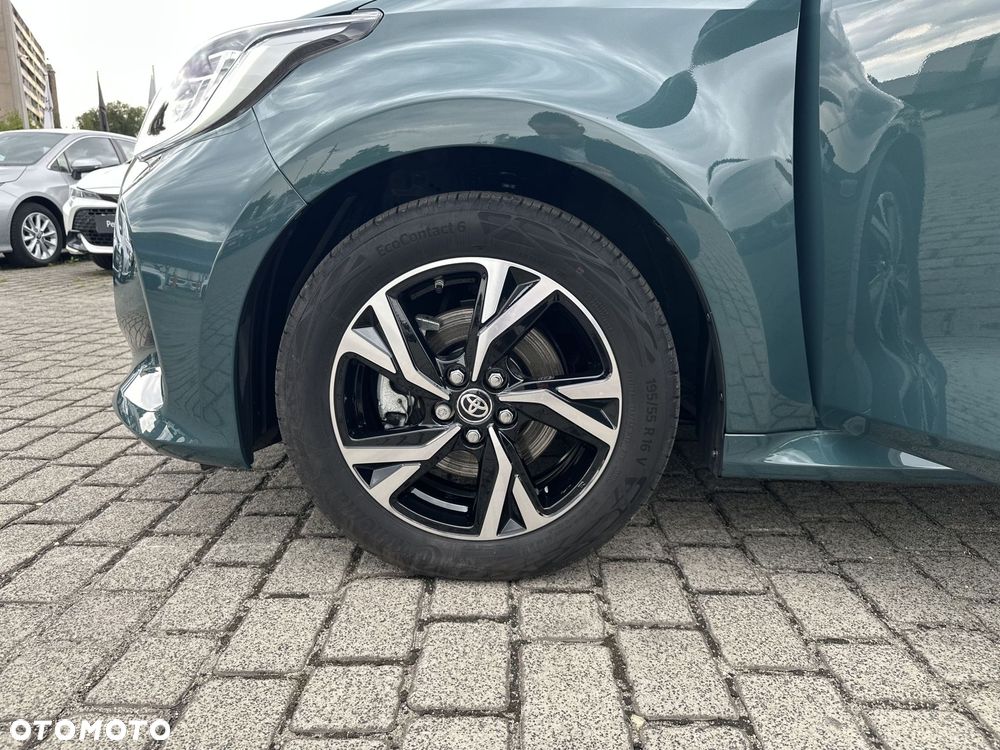 Toyota Yaris Hybrid 1.5 Style - 17