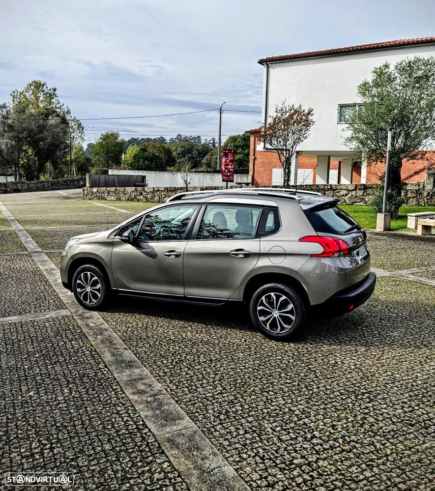 Peugeot 2008 1.2 PureTech Active - 4