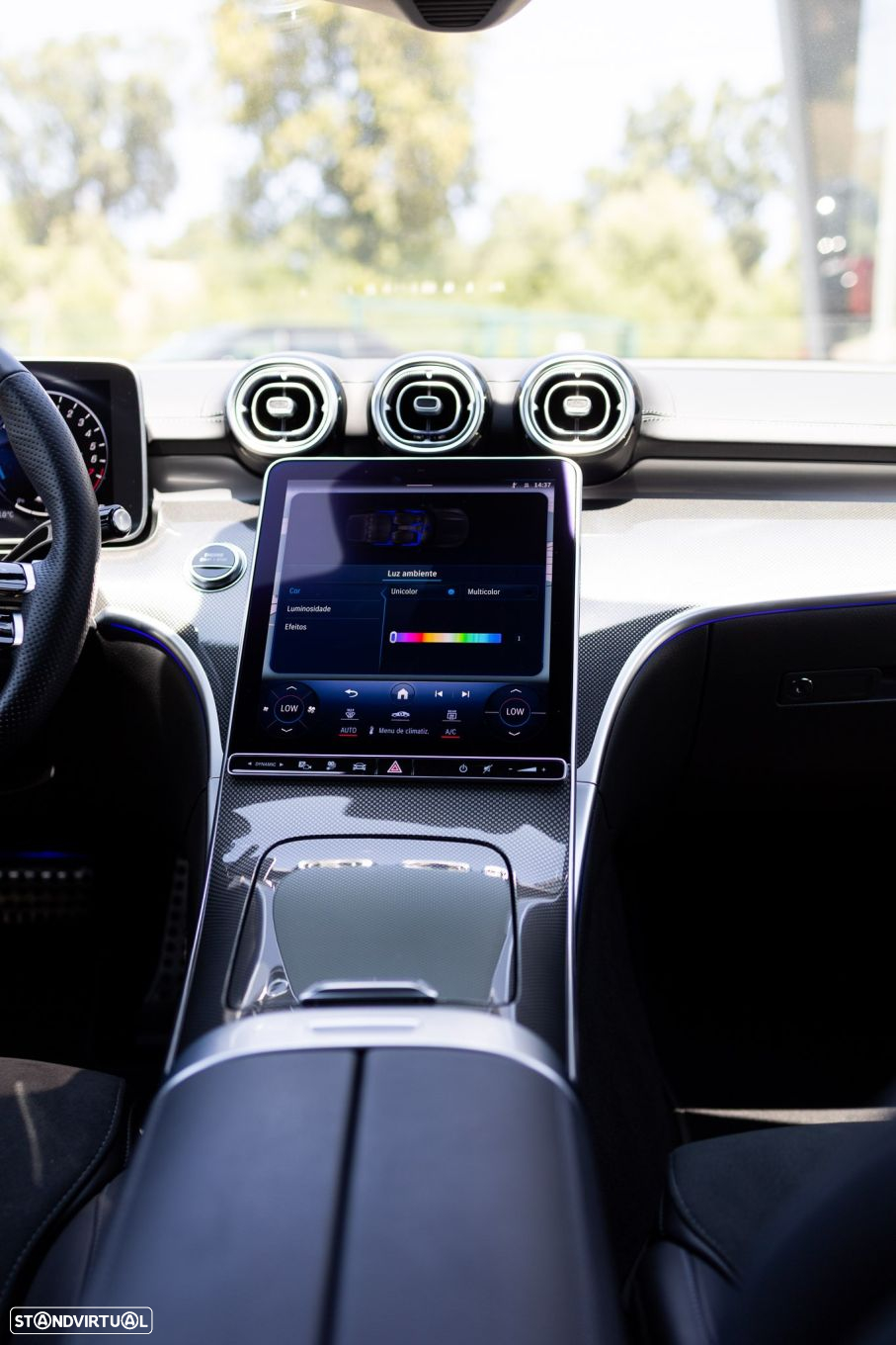 Mercedes-Benz C 300 e AMG Line - 38