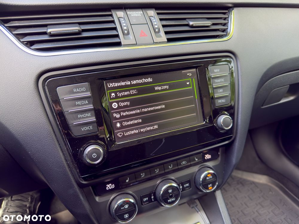 Skoda Octavia 1.2 TSI Ambition - 38