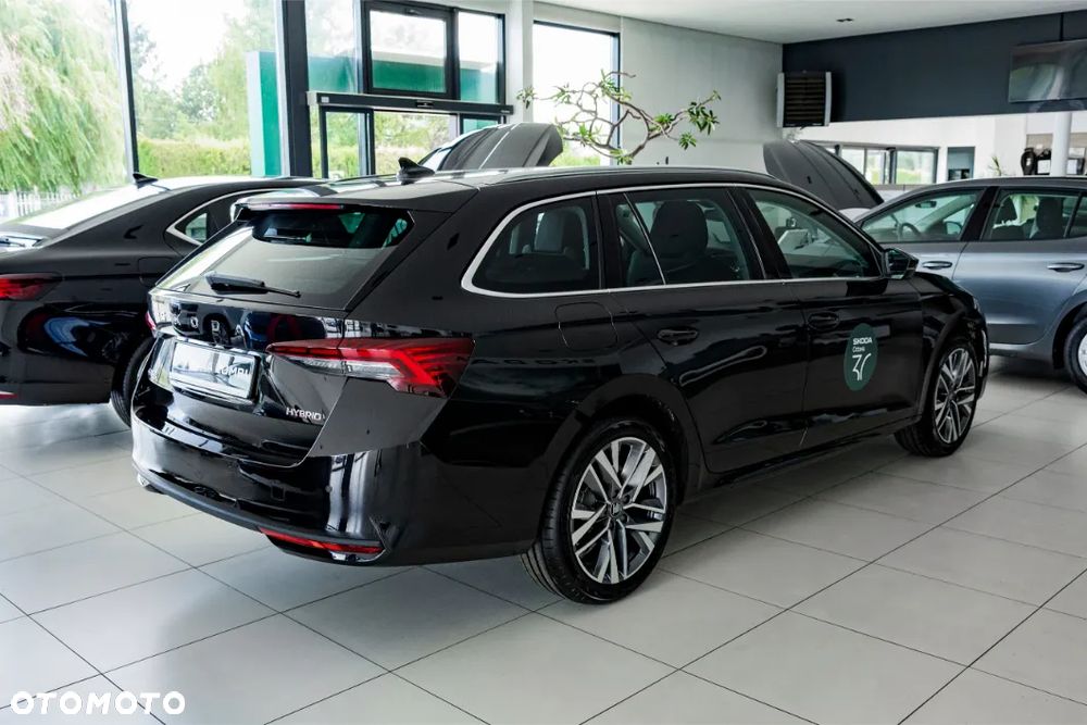 Skoda Octavia 1.5 TSI mHEV Edition 130 Selection DSG - 4